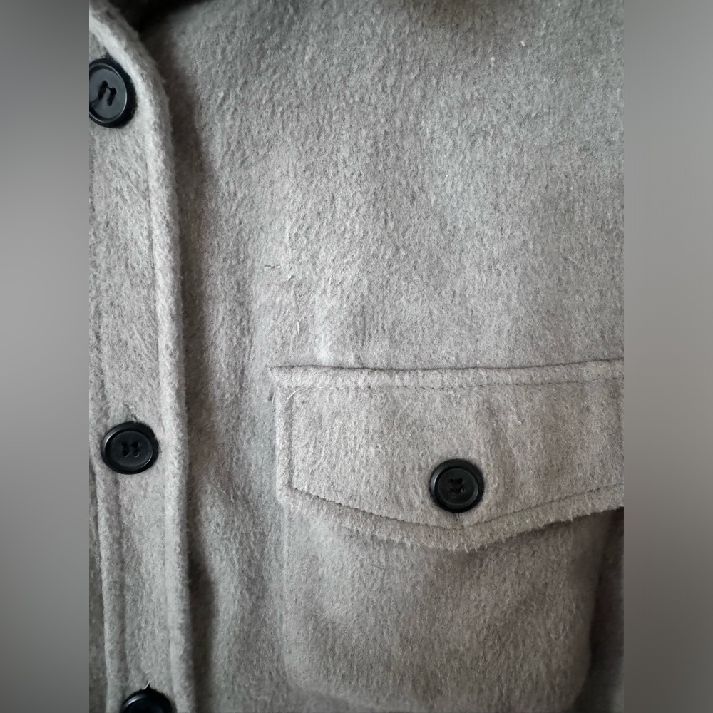 Thread & Supply Button Up Shacket Grey Size Large - image 4